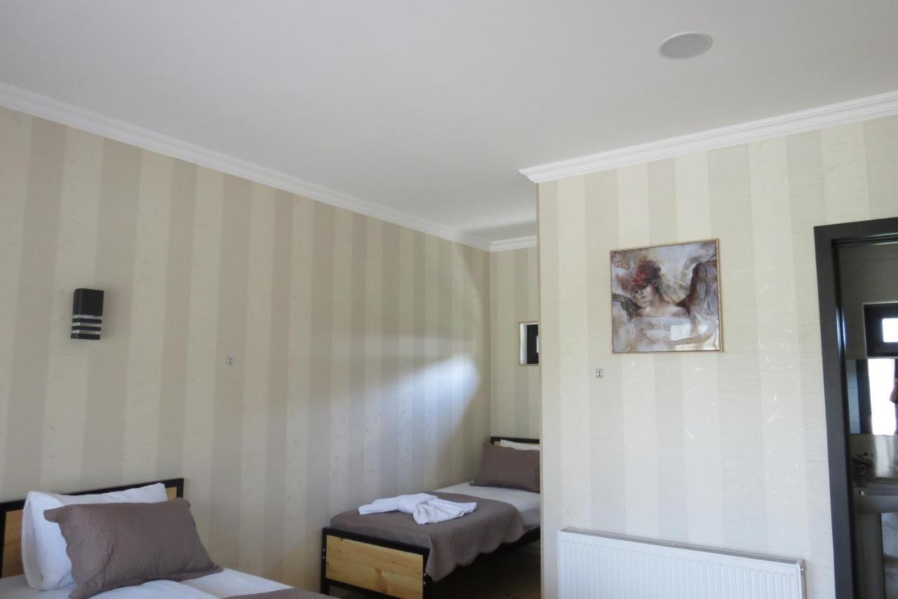 Bibo'S Kokhi Guesthouse Kazbegi Bagian luar foto