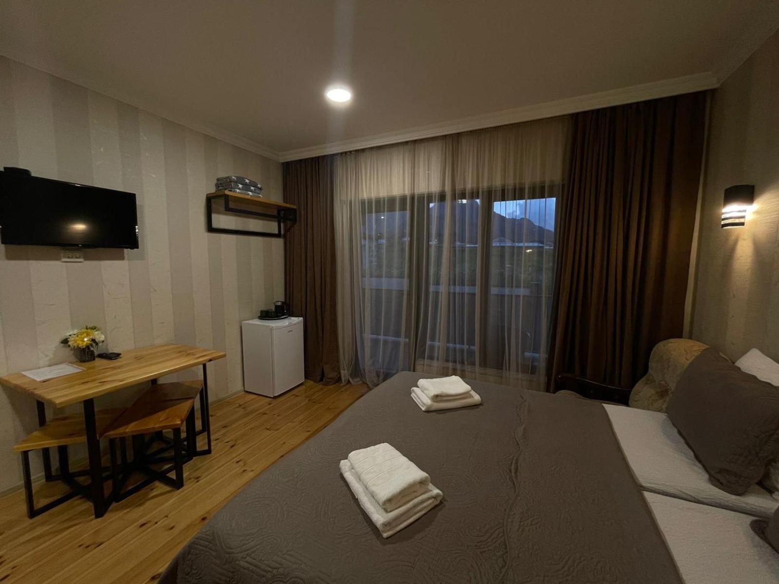 Bibo'S Kokhi Guesthouse Kazbegi Bagian luar foto