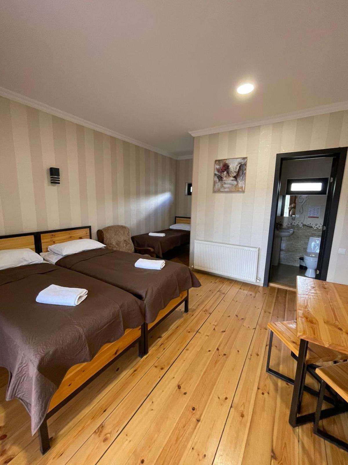 Bibo'S Kokhi Guesthouse Kazbegi Bagian luar foto