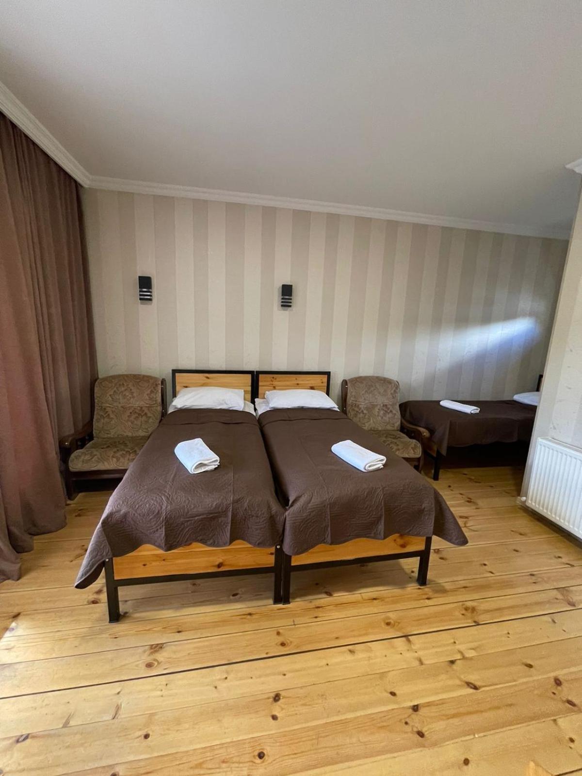 Bibo'S Kokhi Guesthouse Kazbegi Bagian luar foto